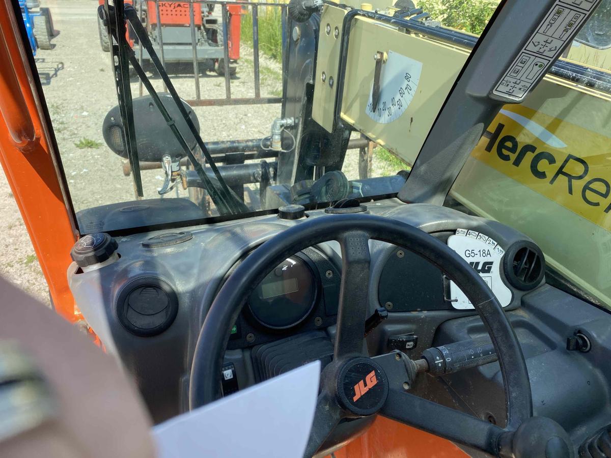 2017 JLG G5-18A-11