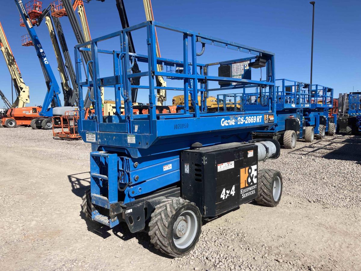 2017 Genie GS-2669 RT