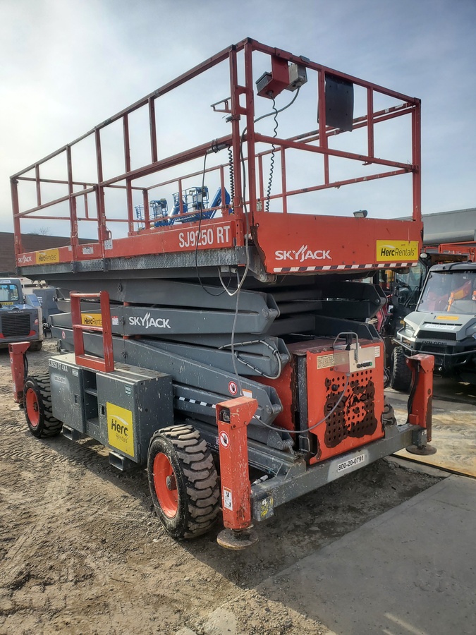 2018 Skyjack SJ9250 RT-4