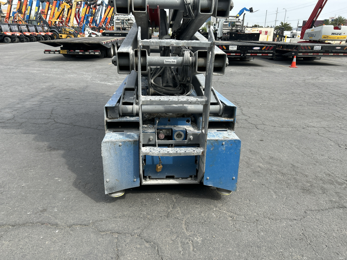 2018 Genie GS-3232-14