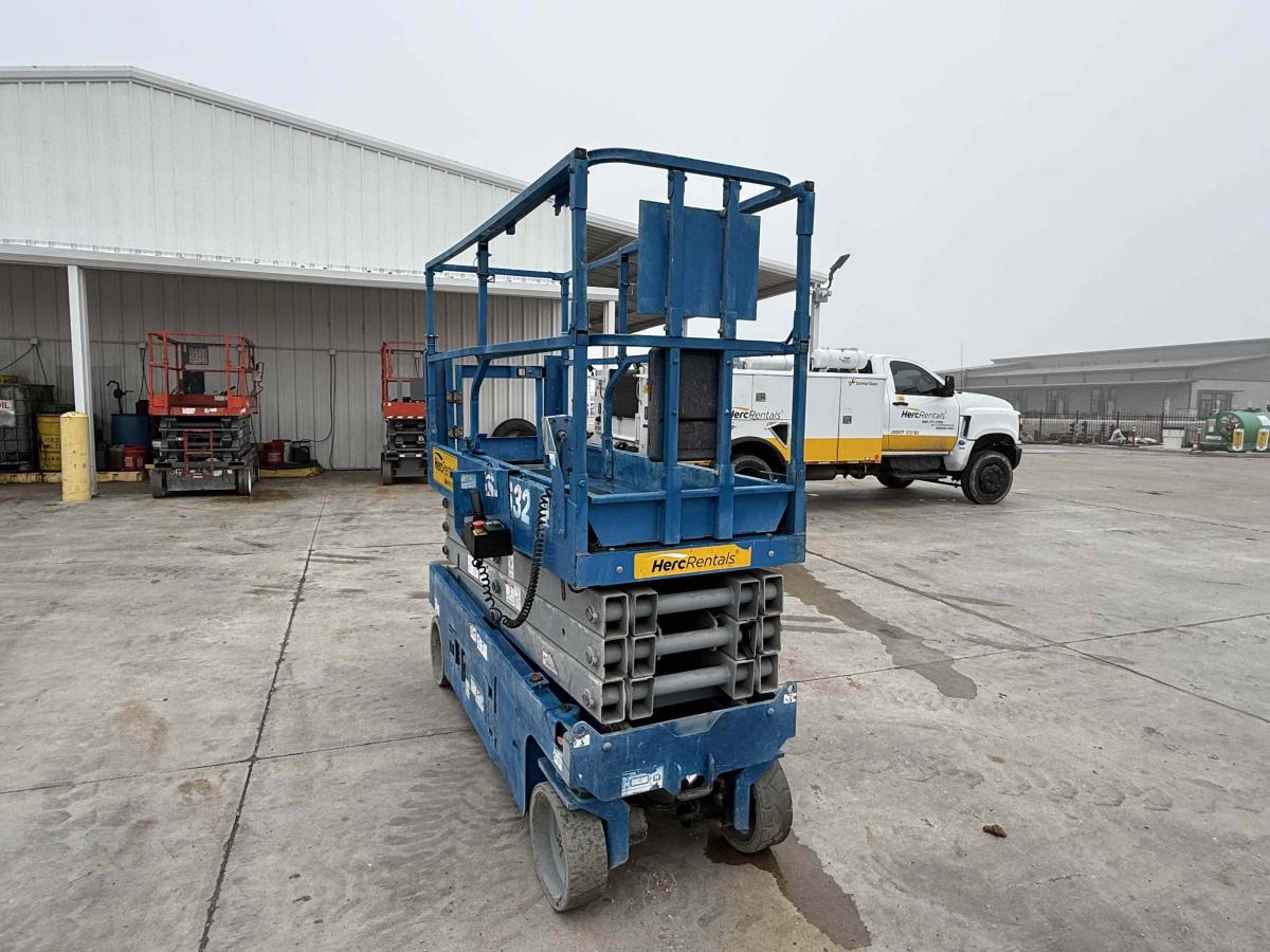2018 Genie GS-2632