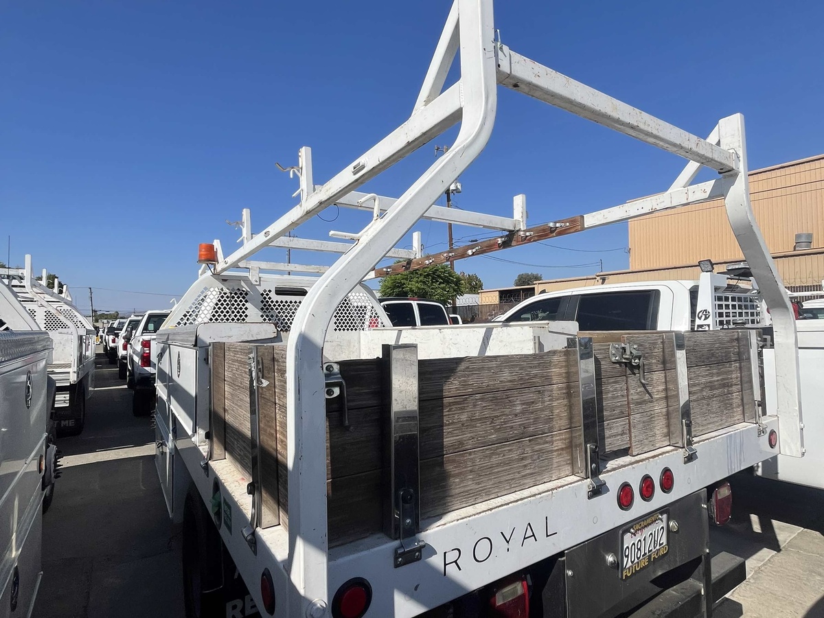 2019 Ford F550-5