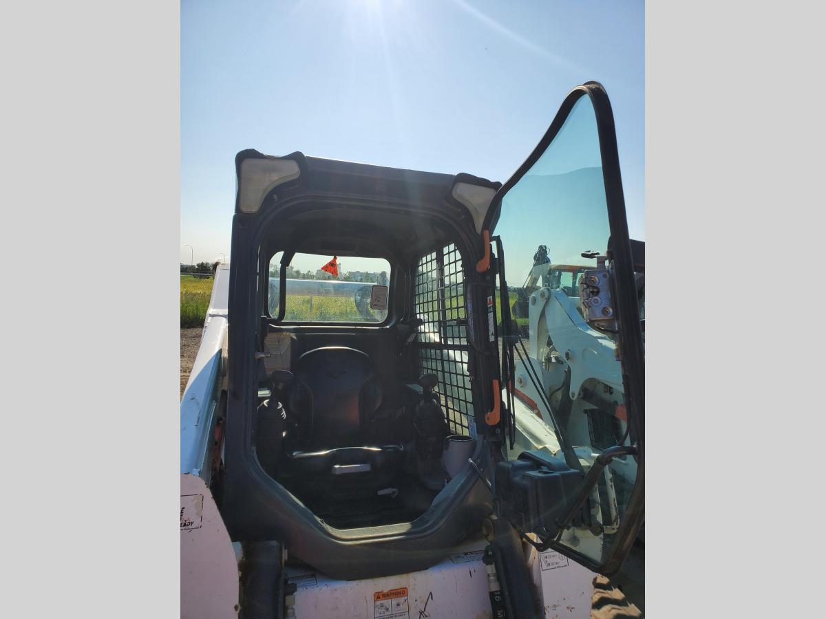 2021 Bobcat T740-6