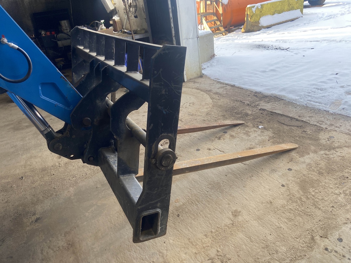 2020 Genie GTH-1056-6