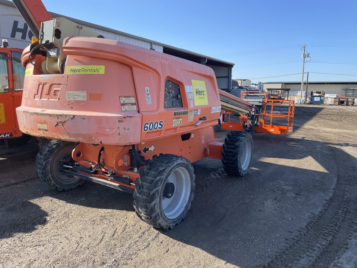 2018 JLG 600S-3