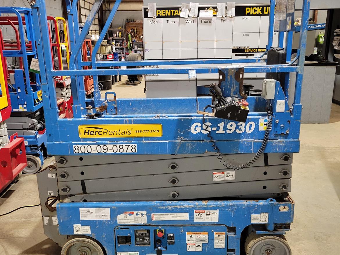 2016 Genie GS-1930