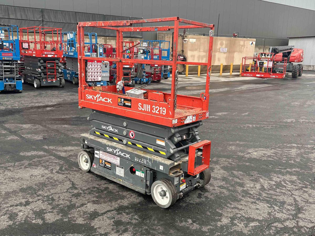 2017 Skyjack SJ3219