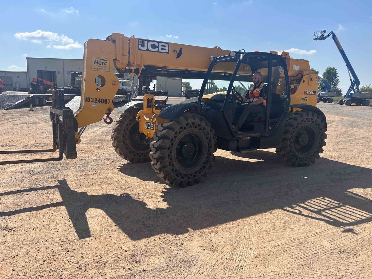 2021 JCB 509-42-3