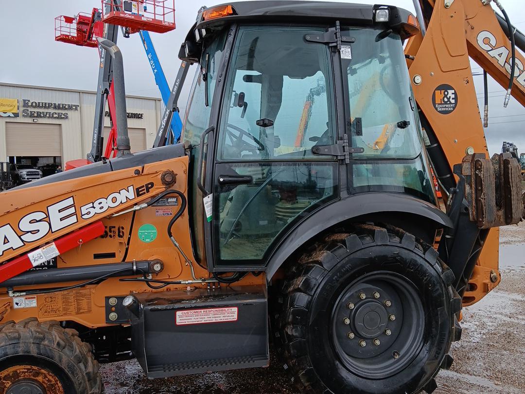 2021 Case 580N-EP-10