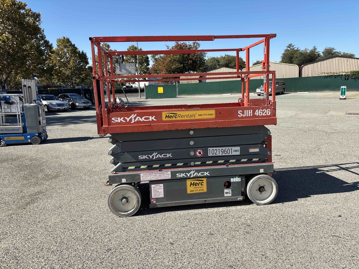 2017 Skyjack SJ-4626-2