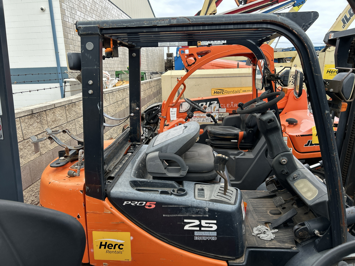 2016 Doosan G25P-5-2