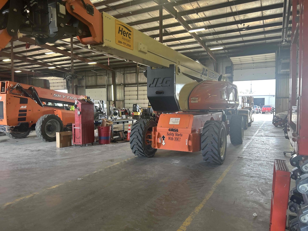 2014 JLG 1250AJP-6