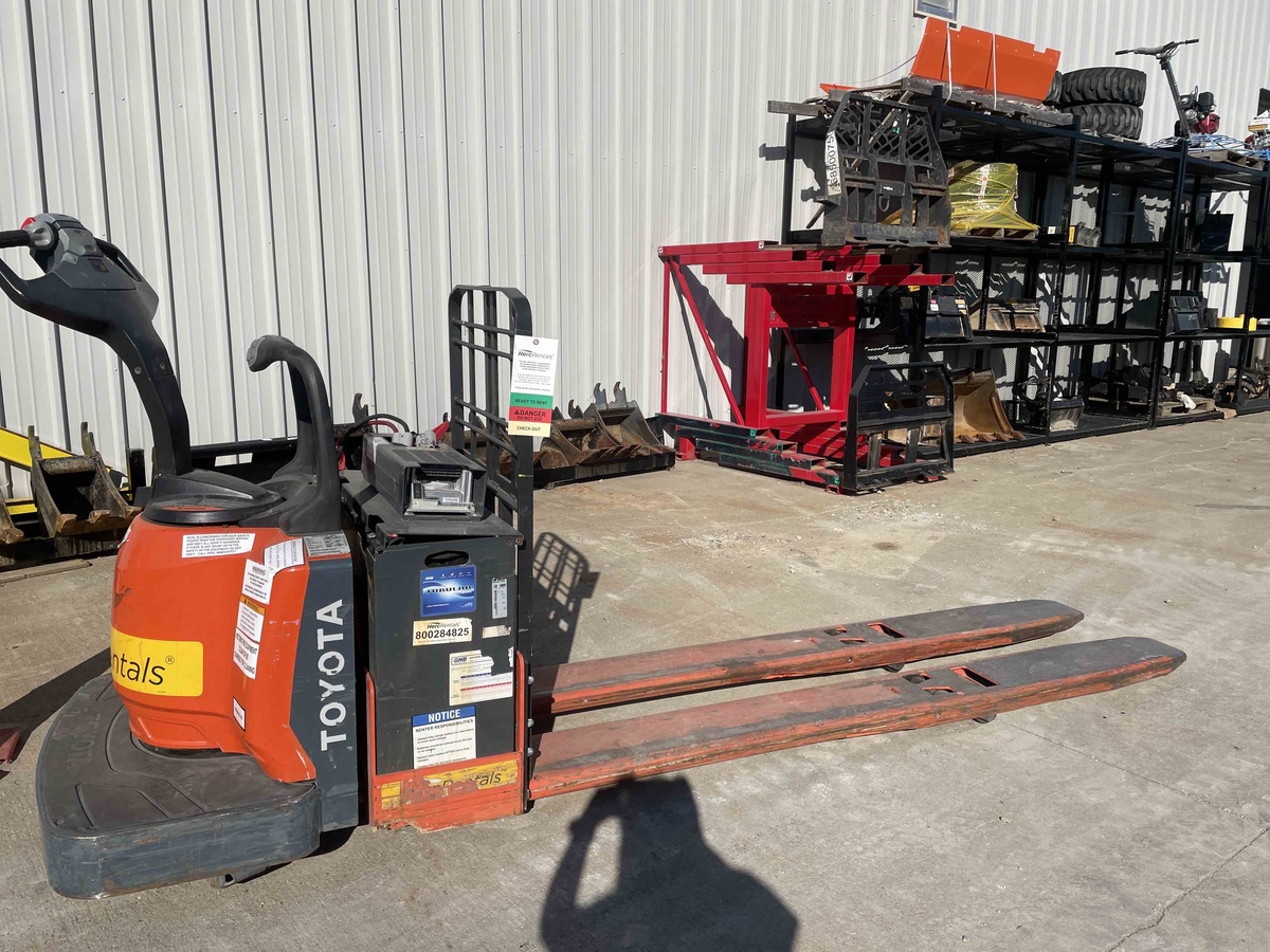 2020 Toyota 8HBE30-3