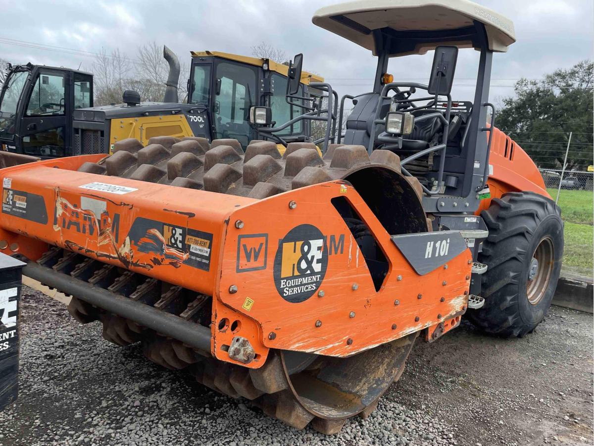 2019 Hamm H10iP