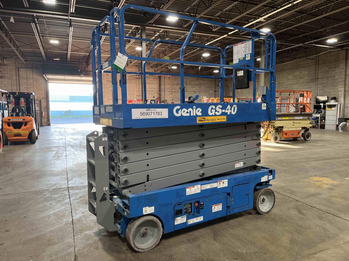 2016 Genie GS-4047