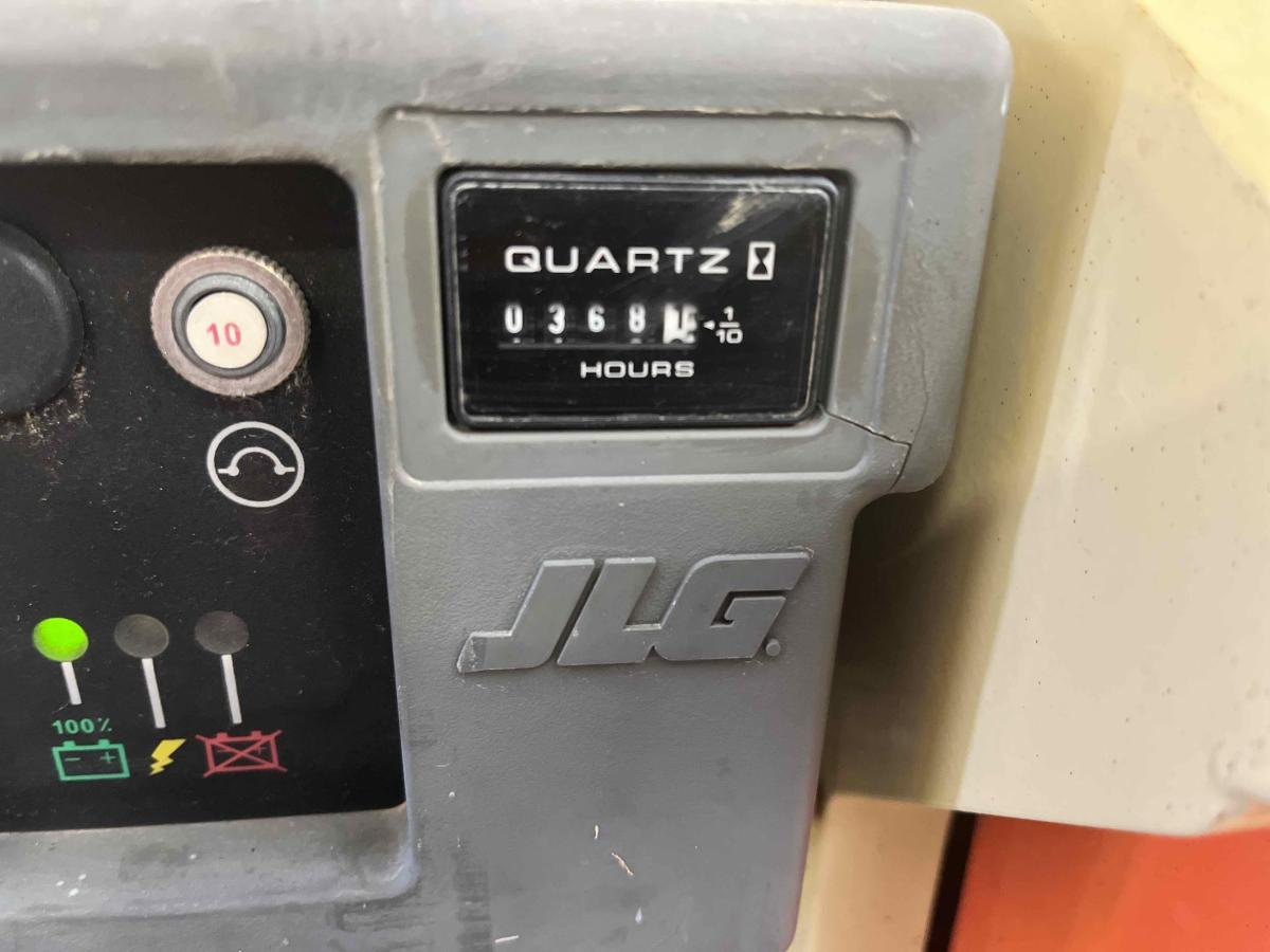 2018 JLG 3246ES