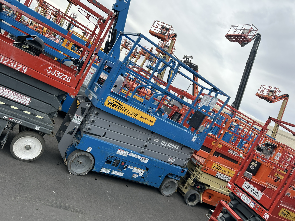 2017 Genie GS-2632