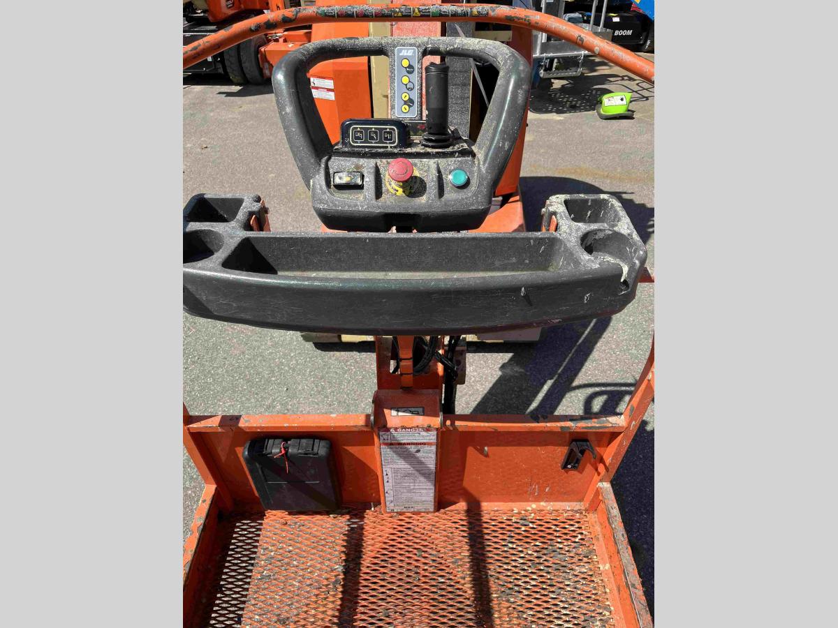 2017 JLG Toucan 32E-6