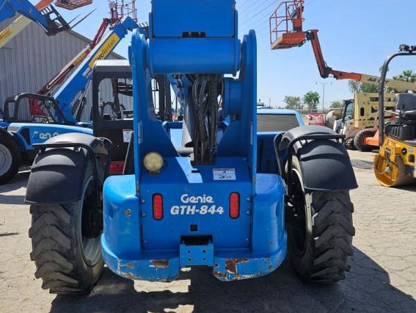 2019 Genie GTH 844