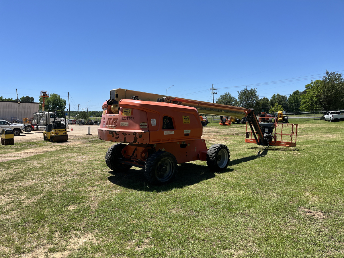 2018 JLG 660SJ-3