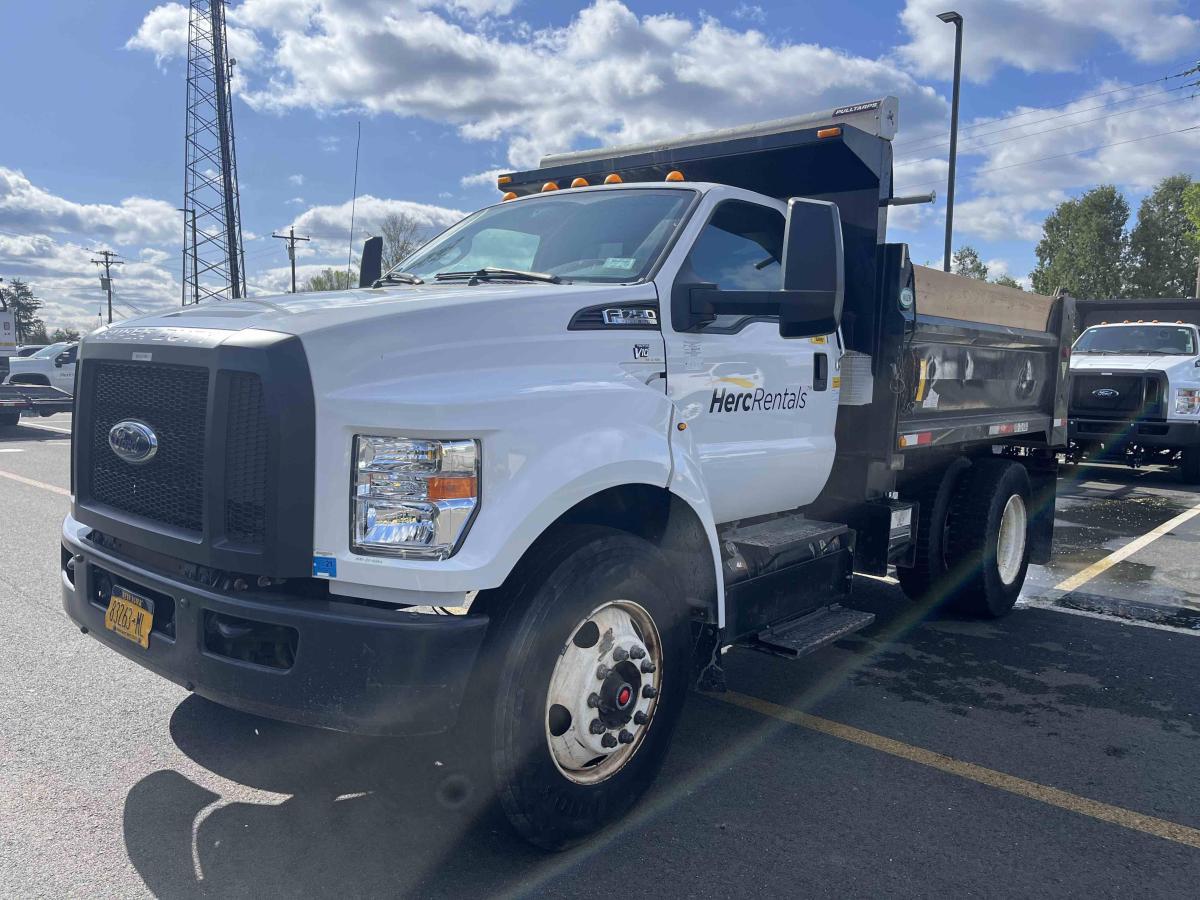2018 Ford F750-9