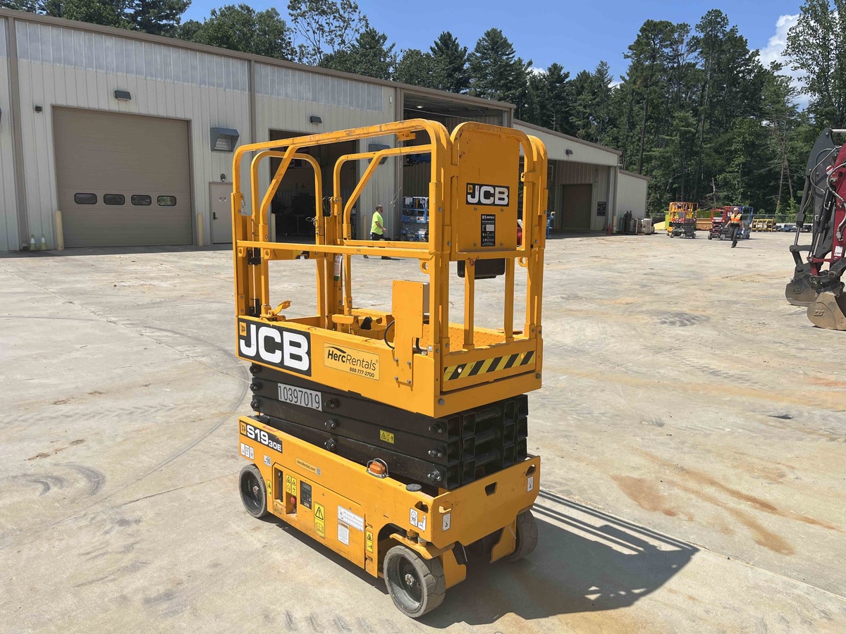 2022 JCB S1930E-2