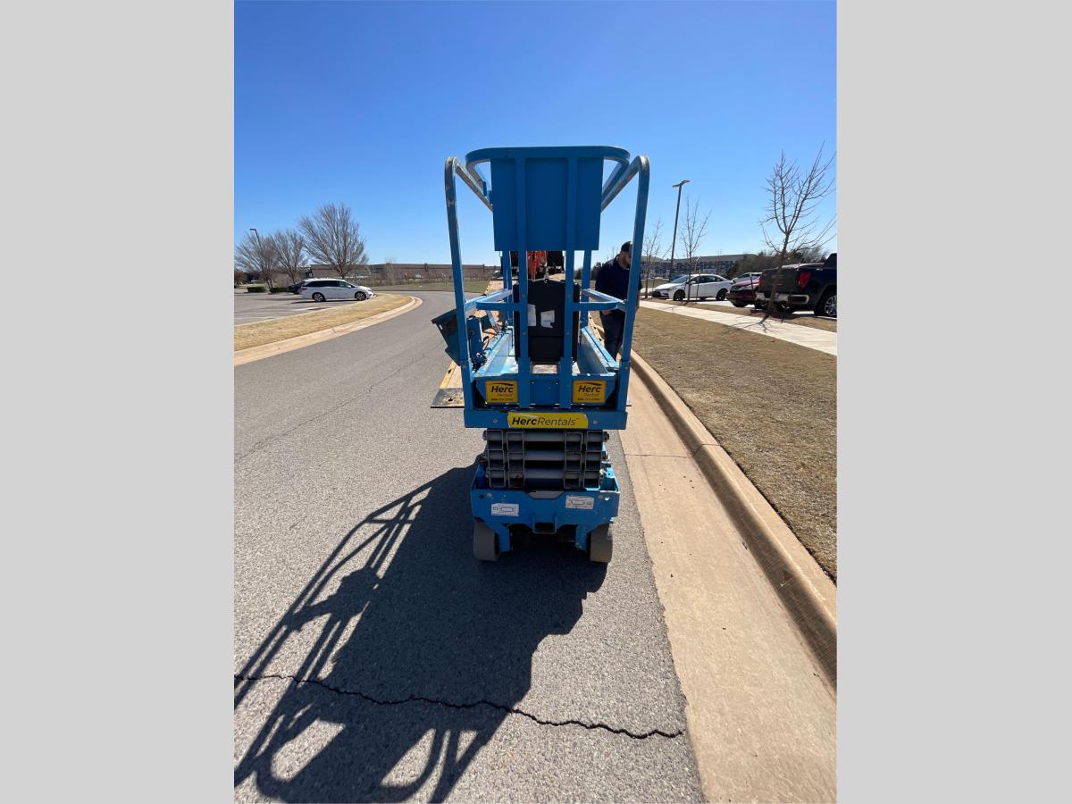 2018 Genie GS-1930