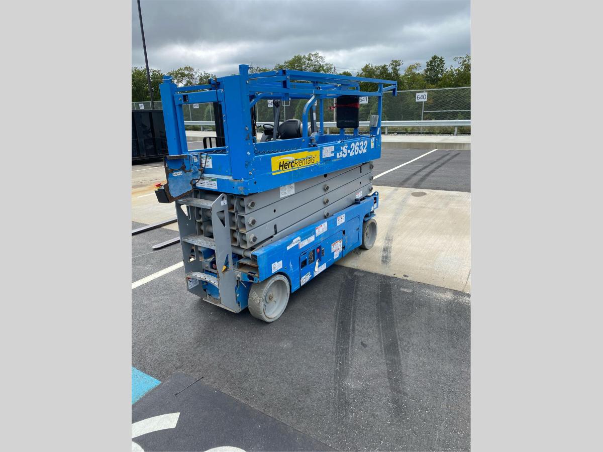 2017 Genie GS-2632