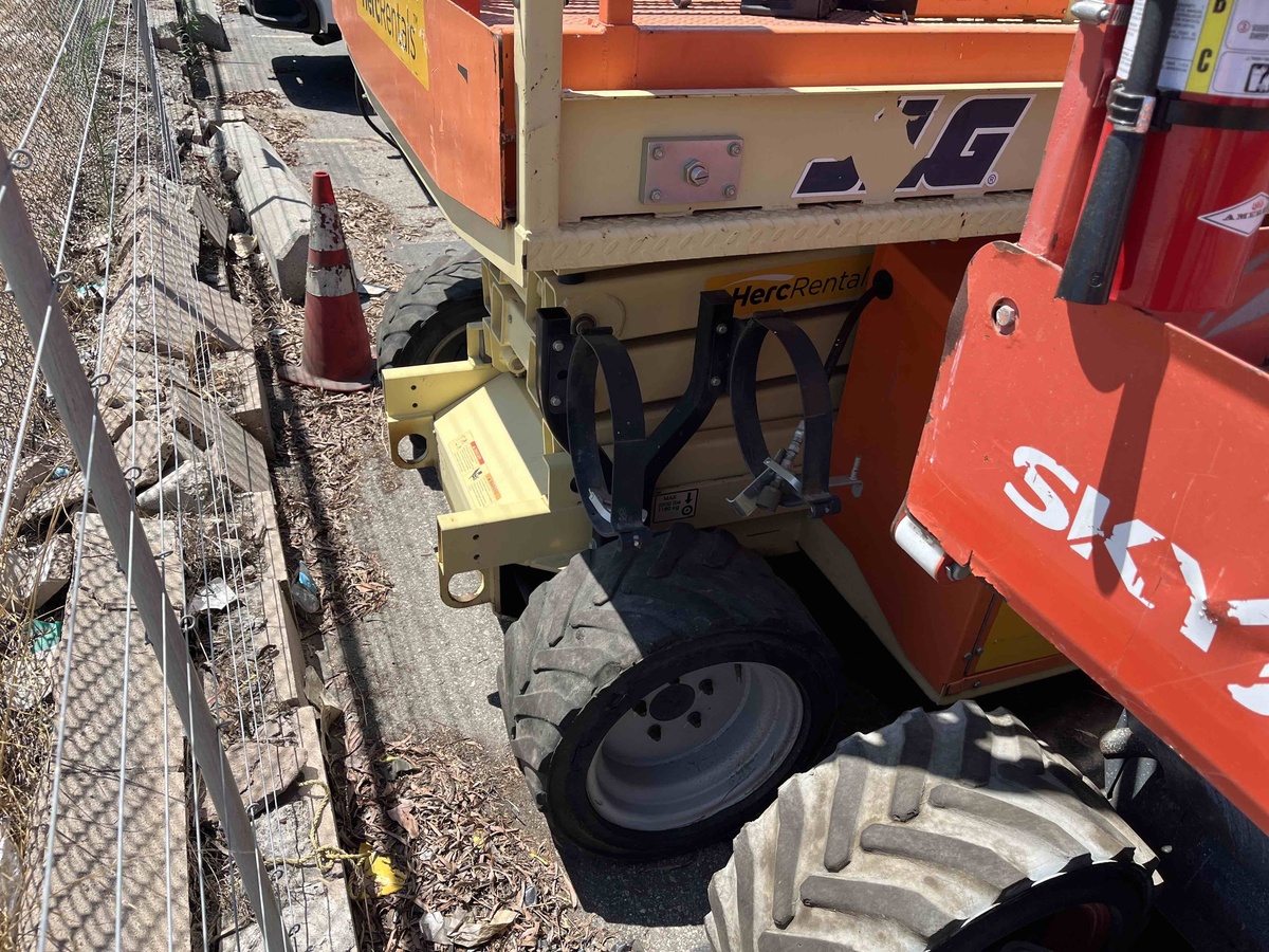 2018 JLG 260MRT-6
