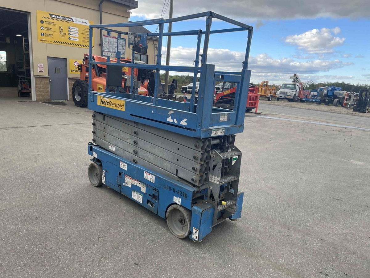 2016 Genie GS-3232-4