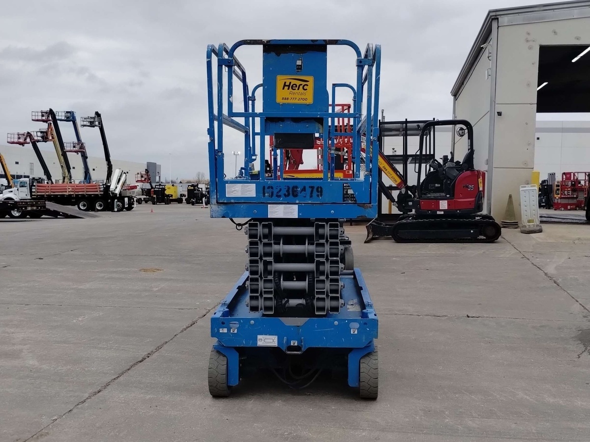 2018 Genie GS-4047-7