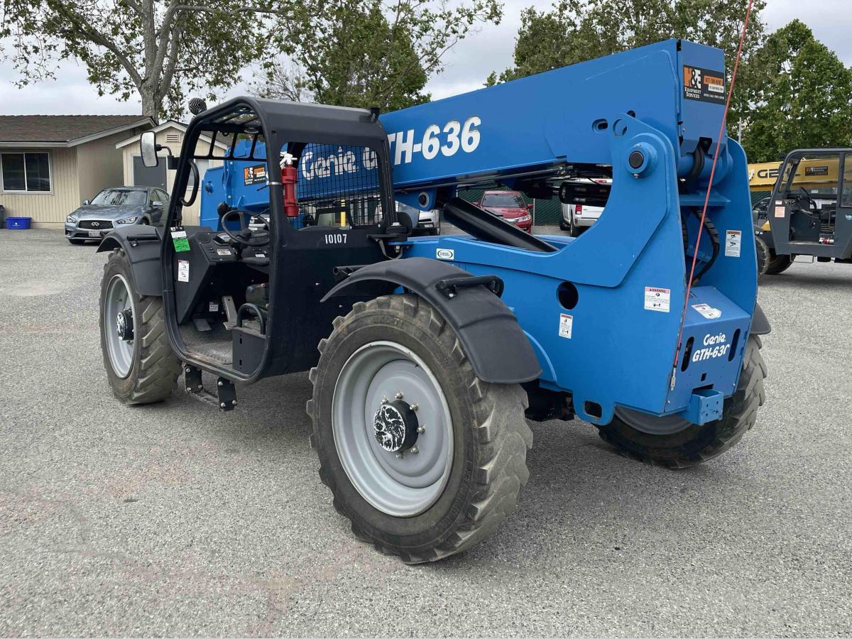2017 Genie GTH-636