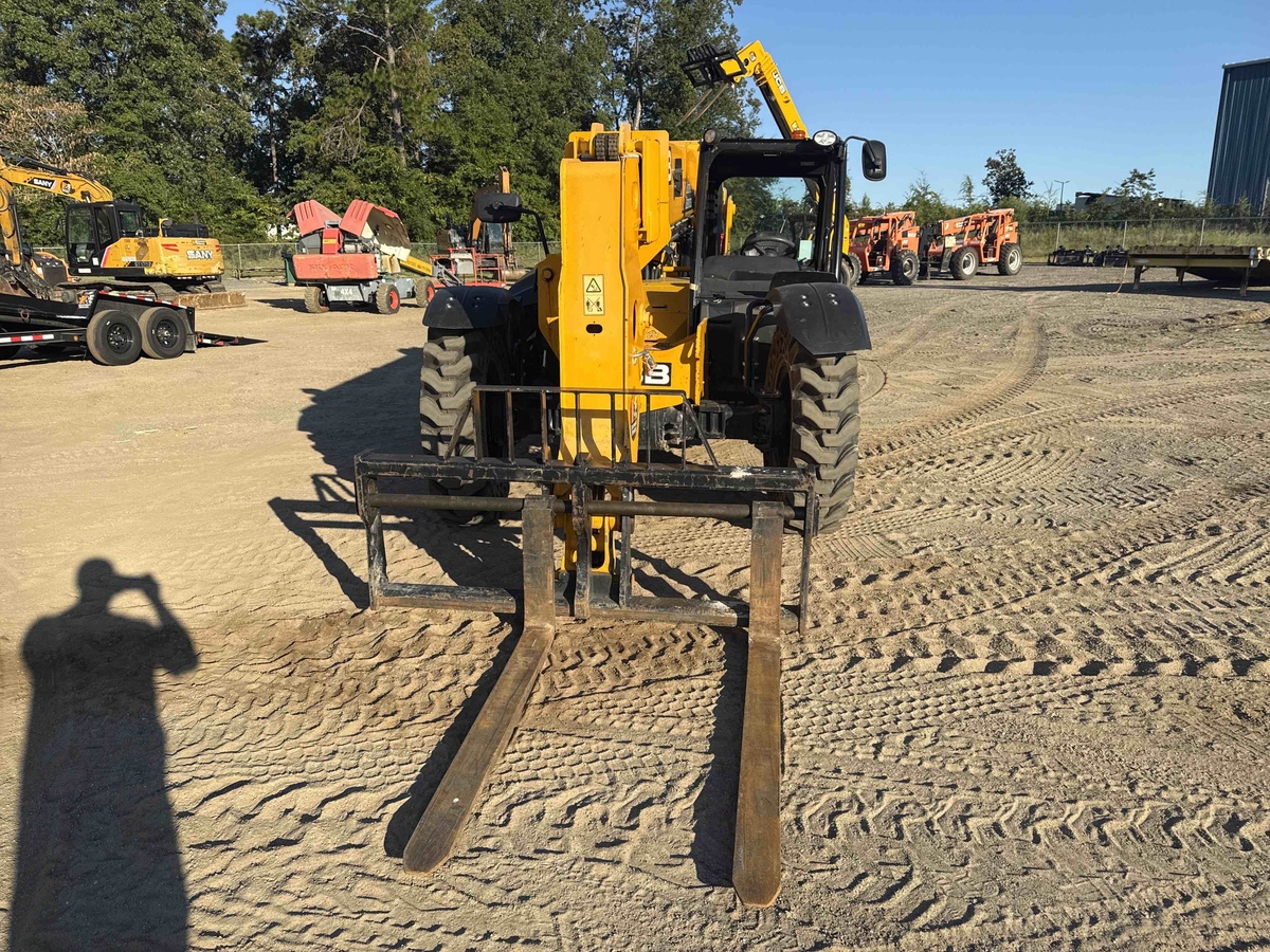 2022 JCB 509-42-3