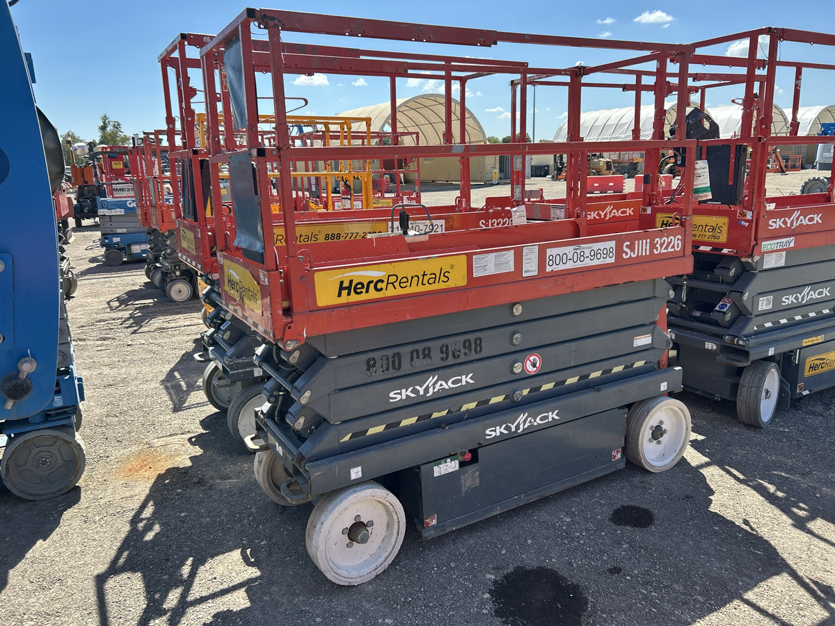 2015 Skyjack SJ3226-9