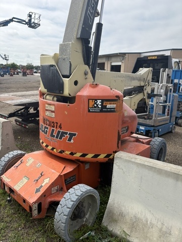 2021 JLG E400AJPN-6