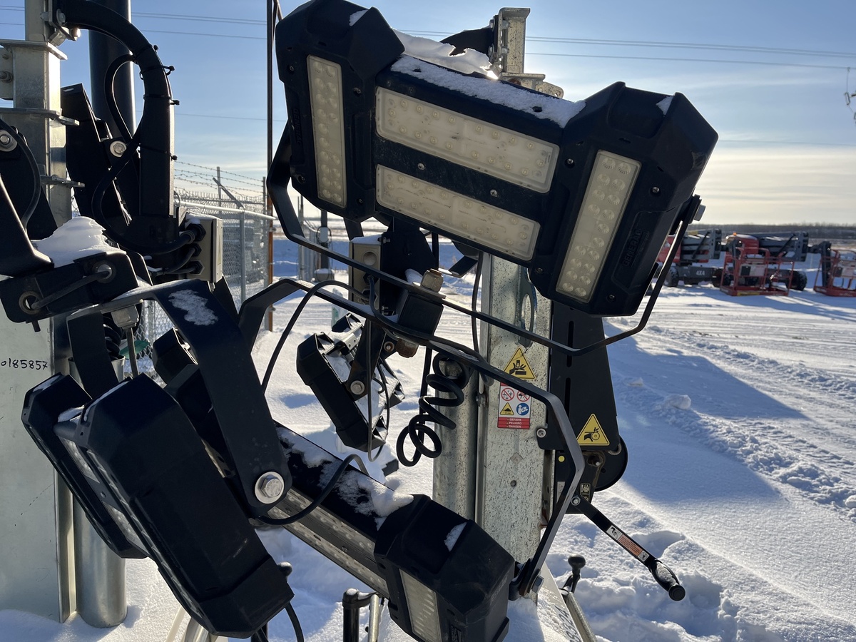 2018 Magnum PLT240-6