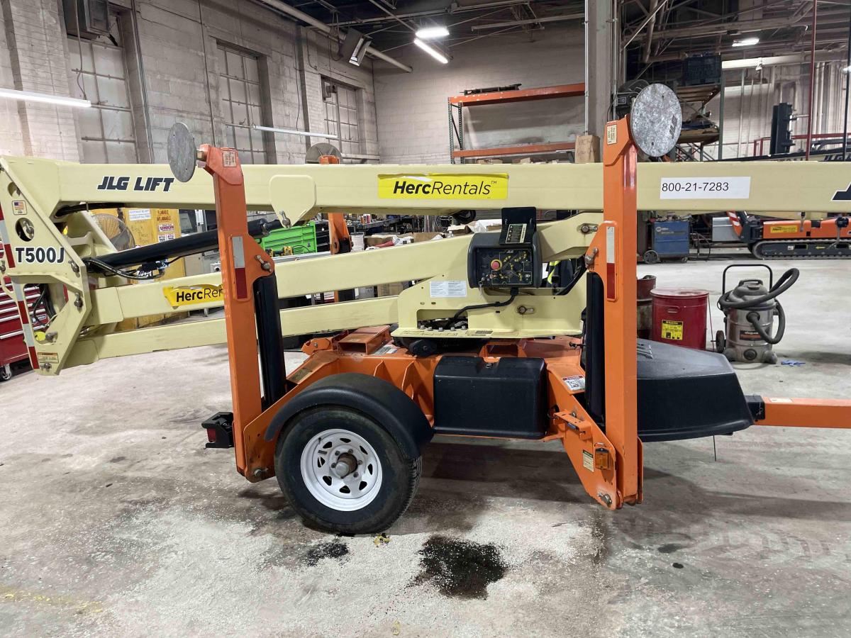 2018 JLG T500J