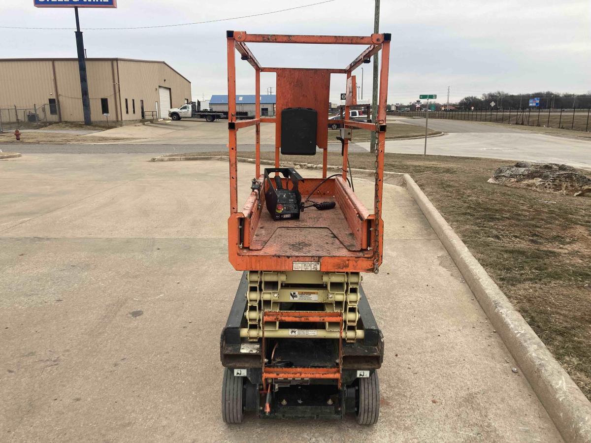 2018 JLG 1932R