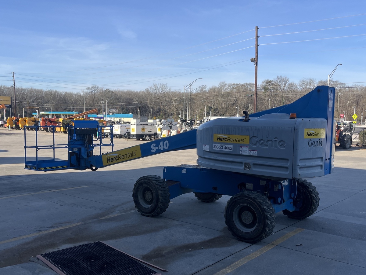 2018 Genie S-40-4