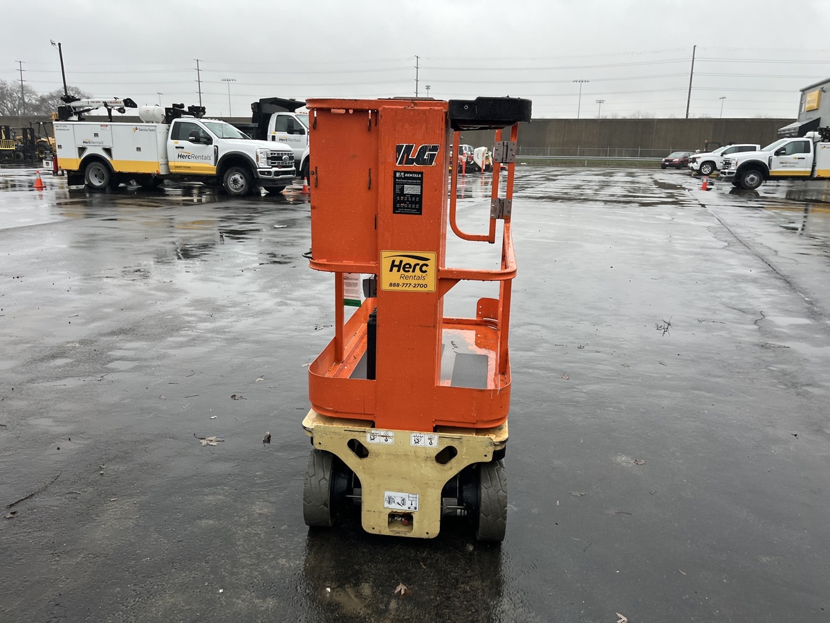 2017 JLG 1230ES-12