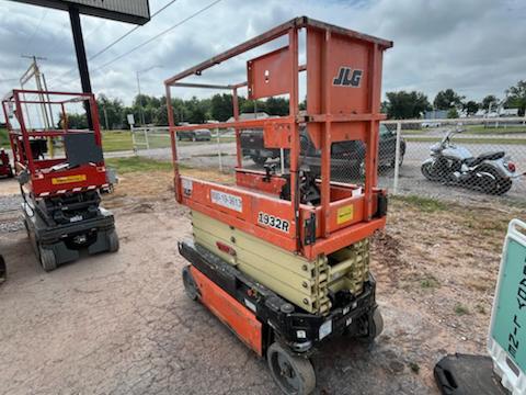 2018 JLG 1932R