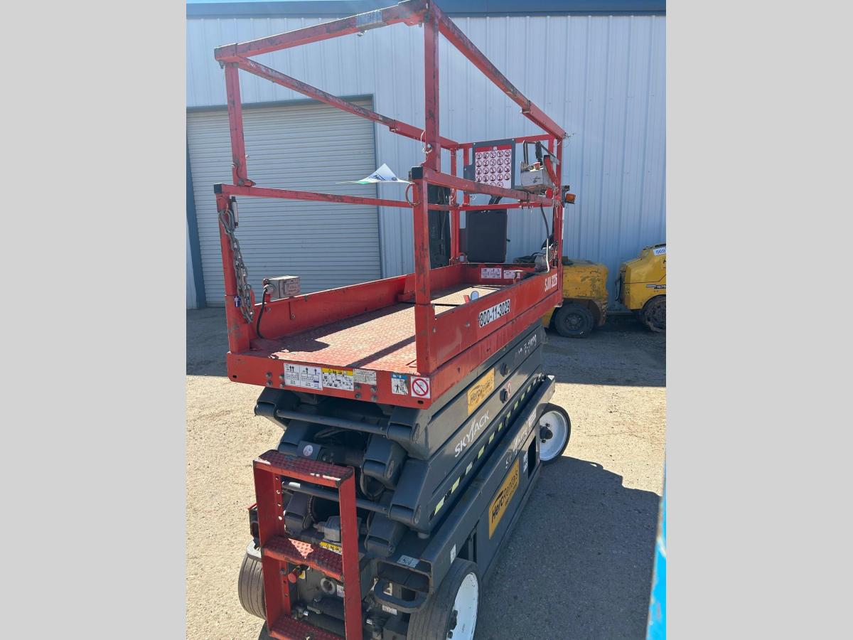 2016 Skyjack SJ3226