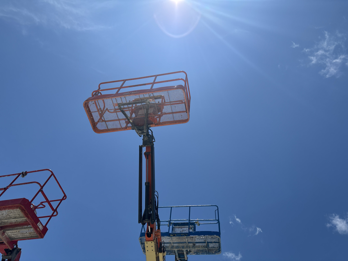 2018 JLG 460SJ-6