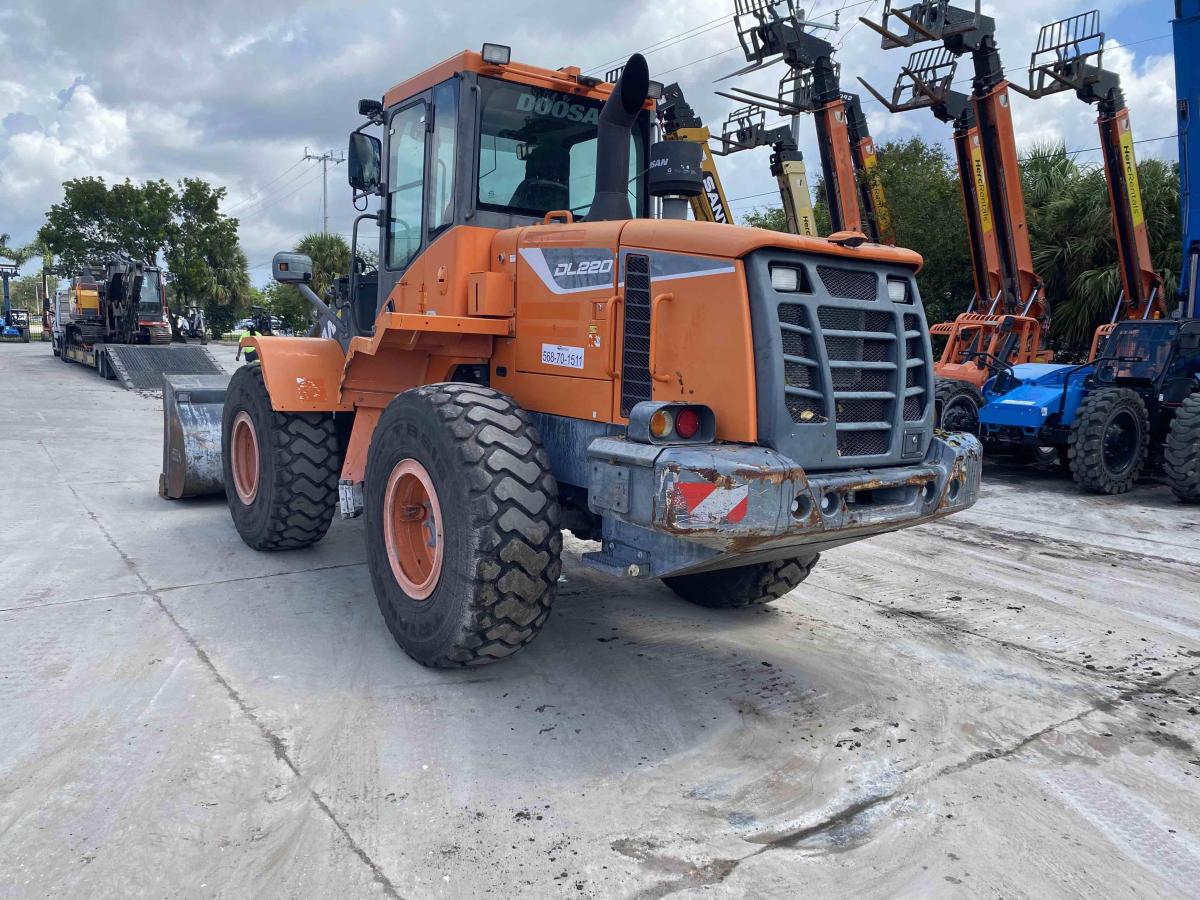 2019 Doosan DL220-5