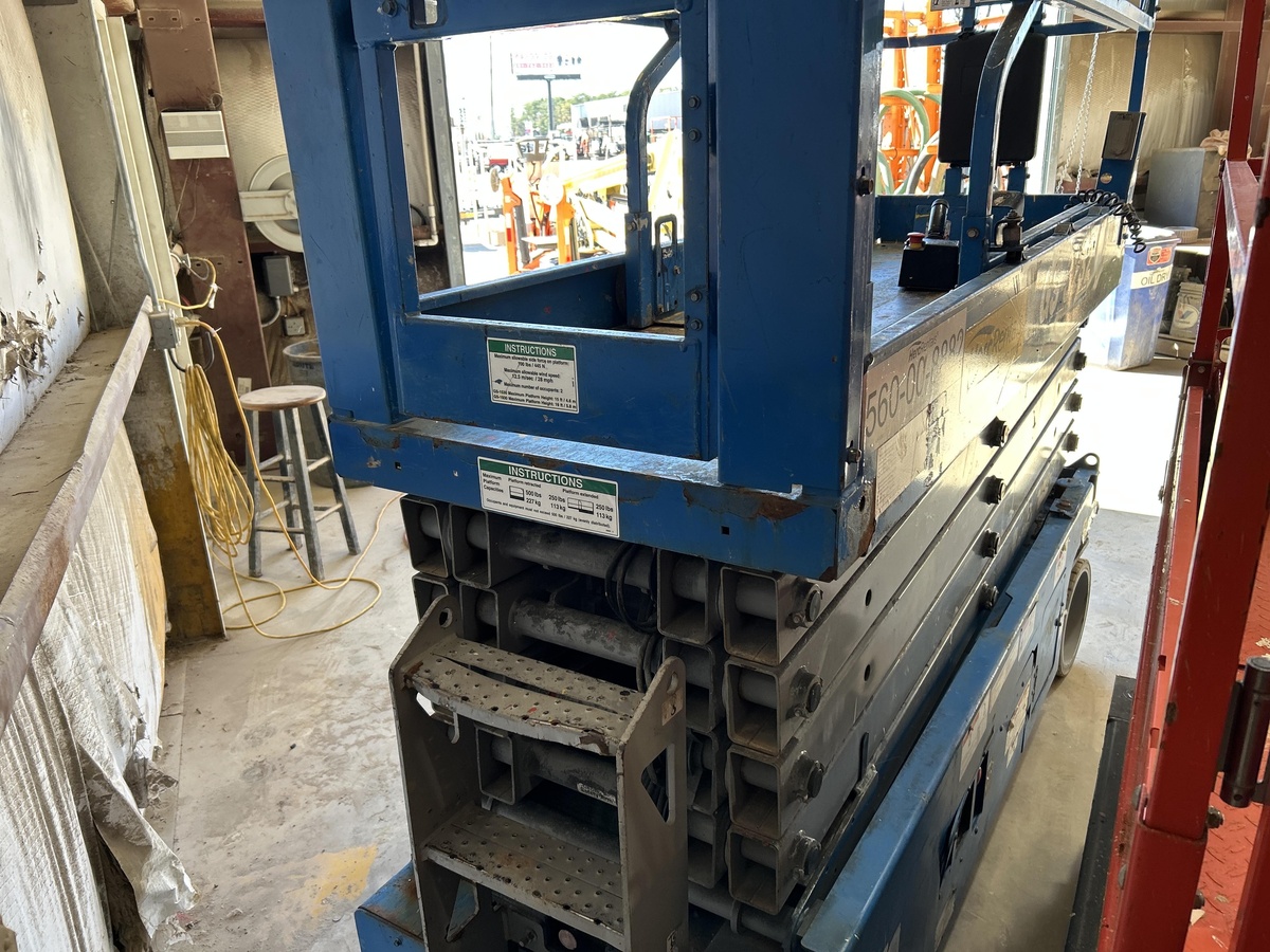 2017 Genie GS-3232-3