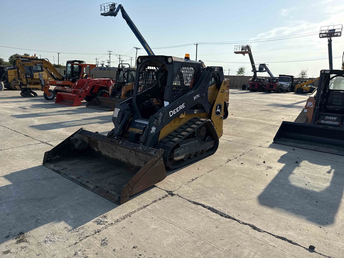 2021 John Deere 317G