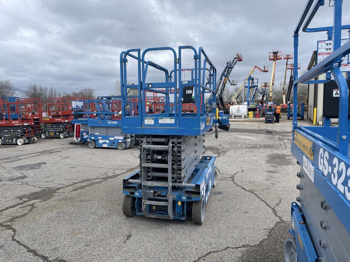2016 Genie GS-4047-4