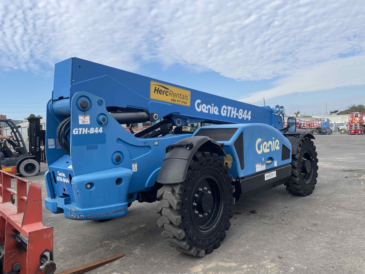 2019 Genie GTH 844-6