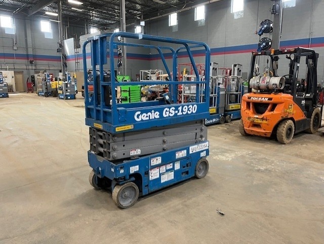 2018 Genie GS-1930