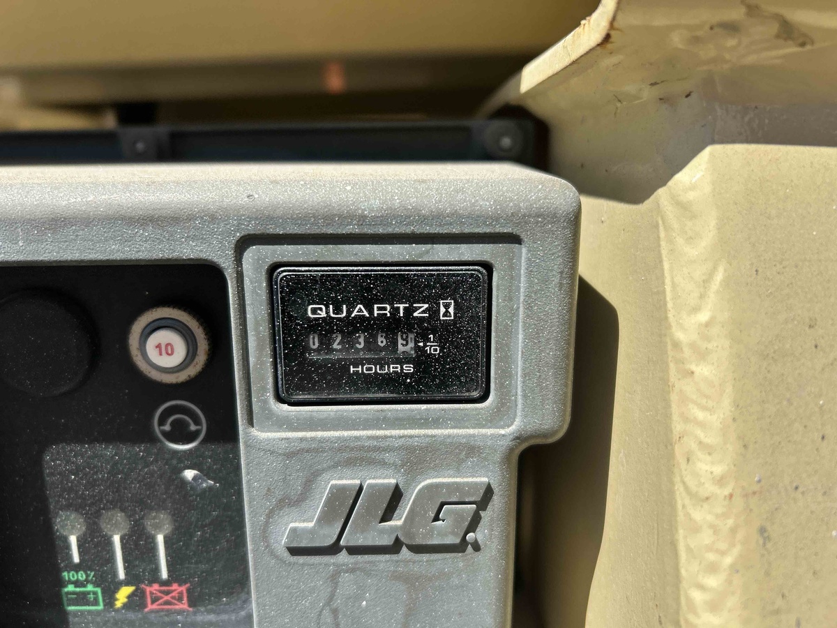 2018 JLG 2632ES-5